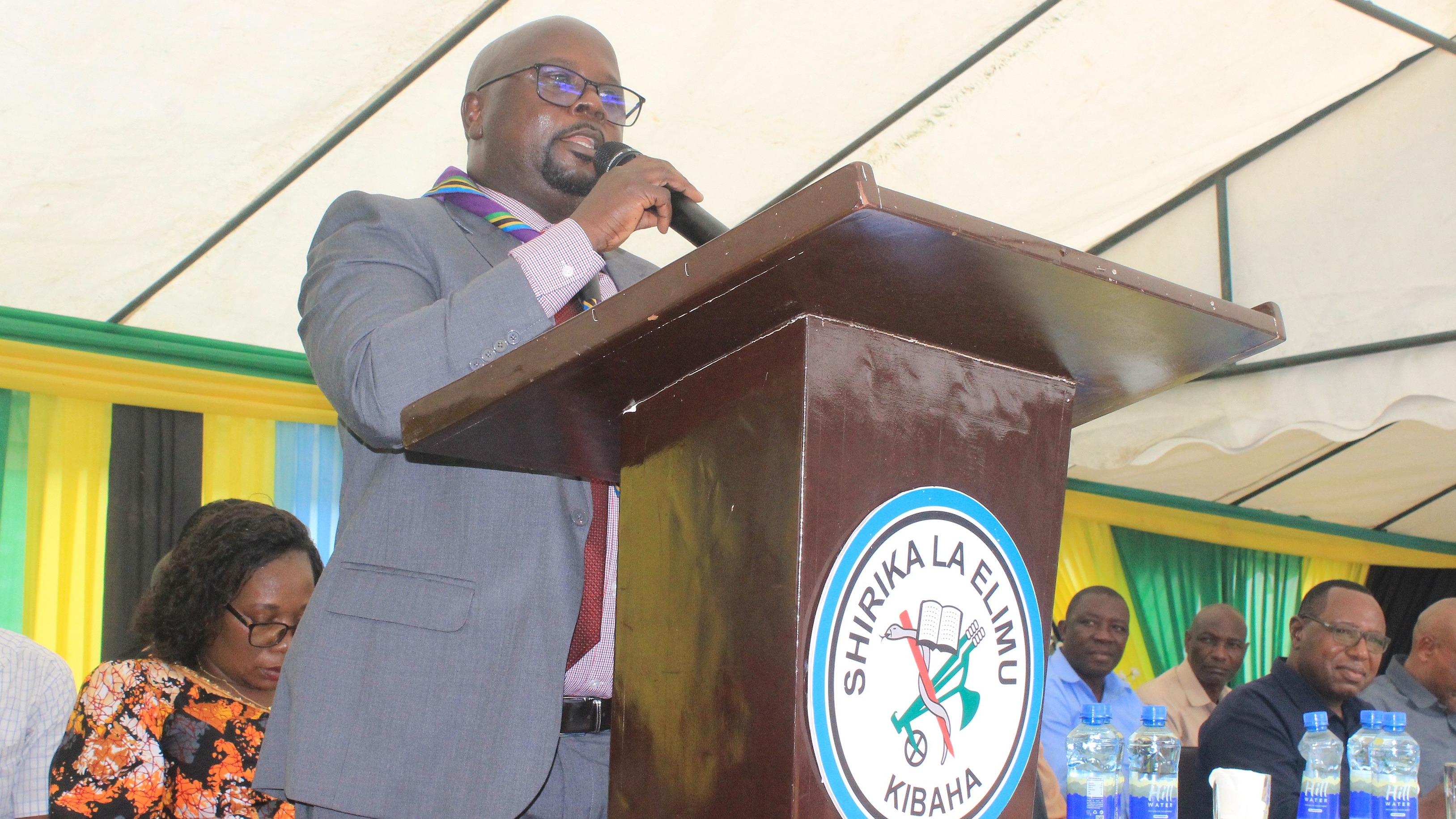 WAHITIMU WATAKIWA KUSHIRIKIANA NA KUWA WAZALENDO