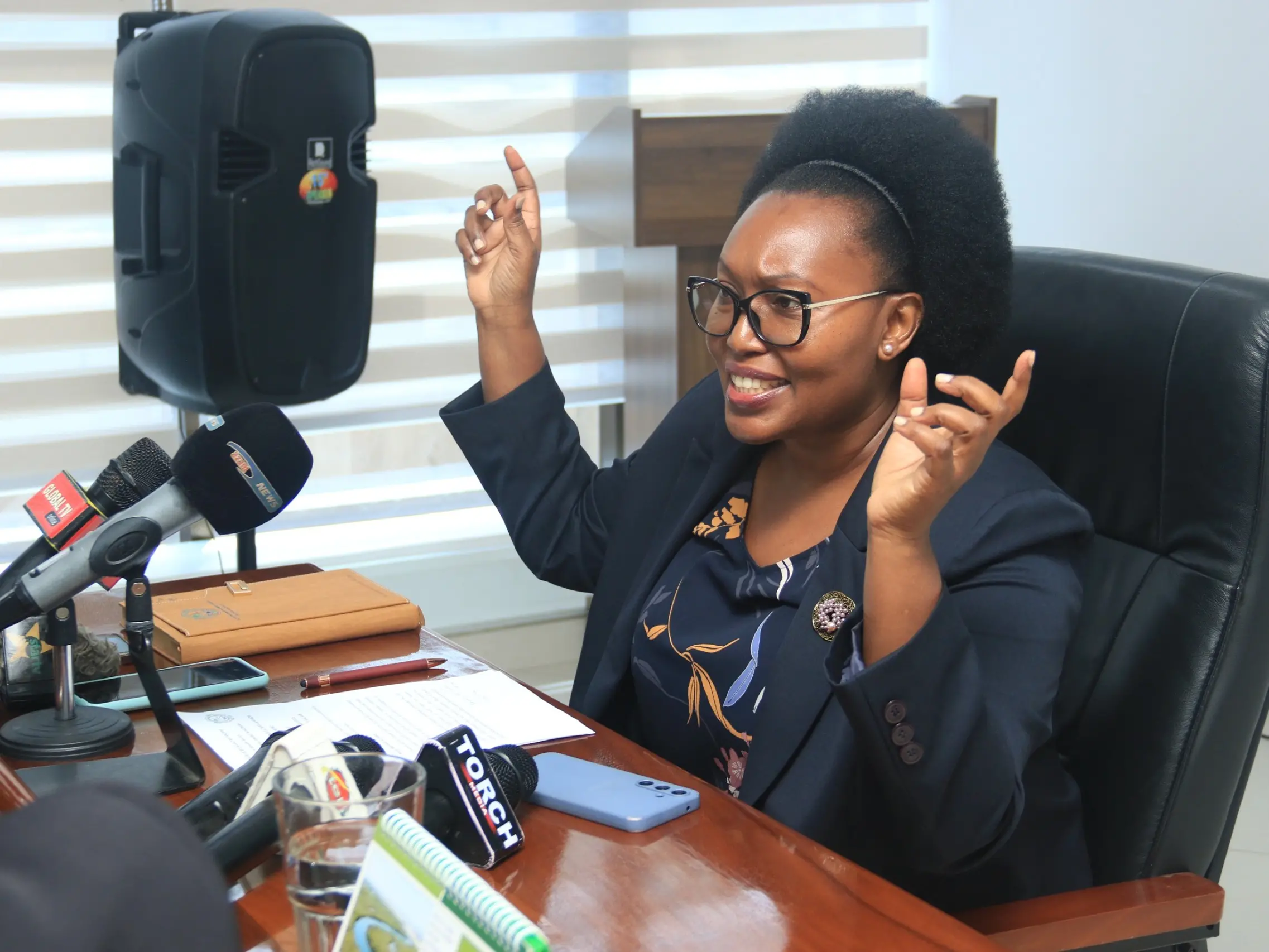 NEMC YAWATAKA WAMILIKI WA MABASI KUIMARISHA USAFI WA MAZINGIRA BARABARANI