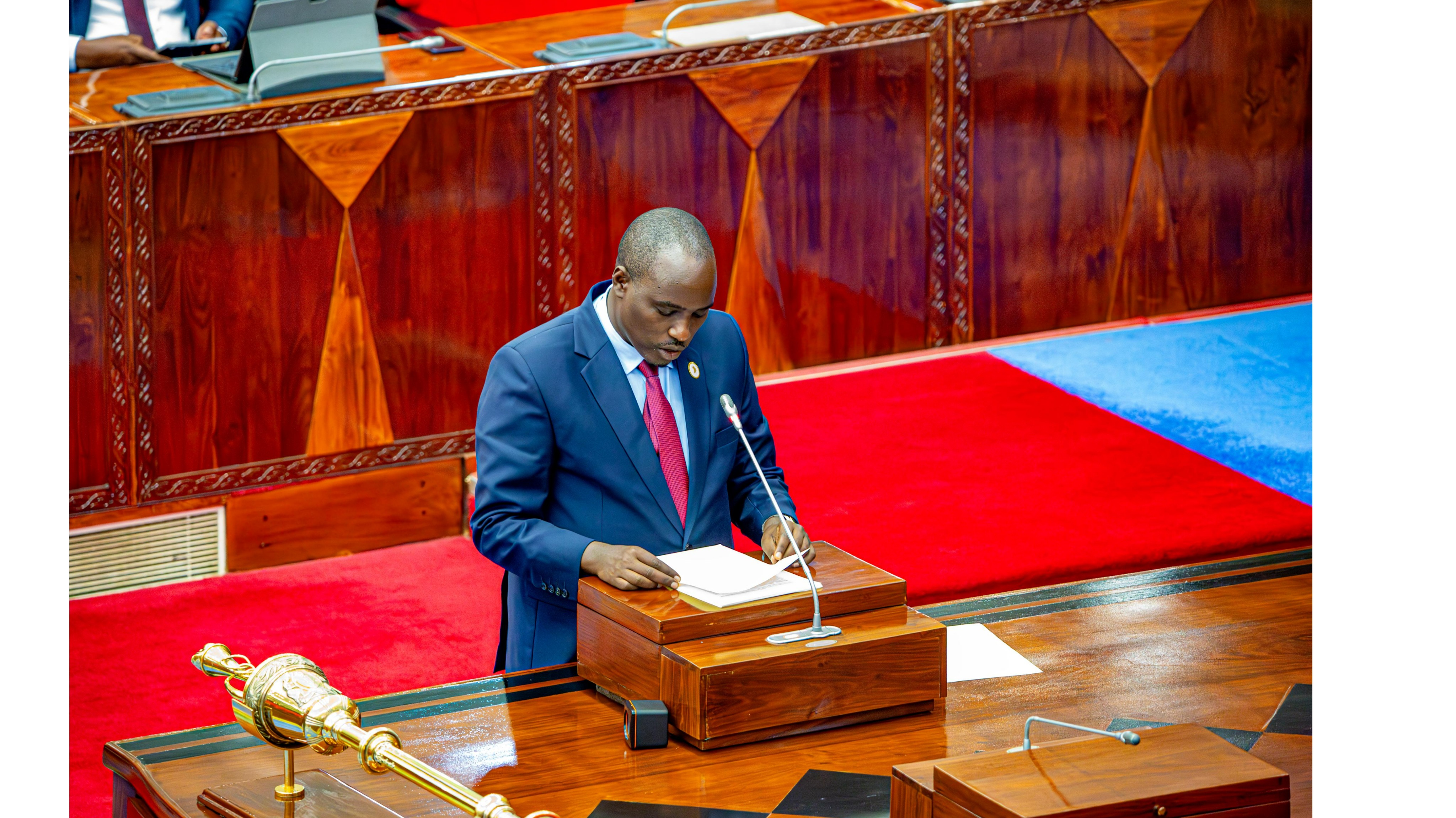 DKT.BITEKO AWASILISHA BUNGENI BAJETI YA...