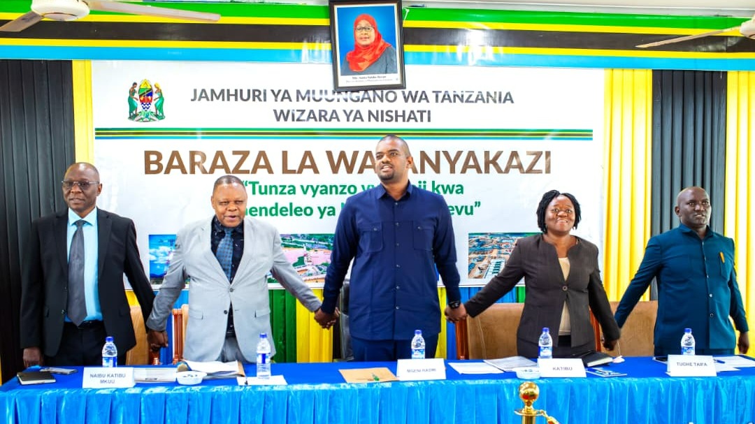 MAADILI KAZINI YAWE MSINGI WA UTOAJI HUD...