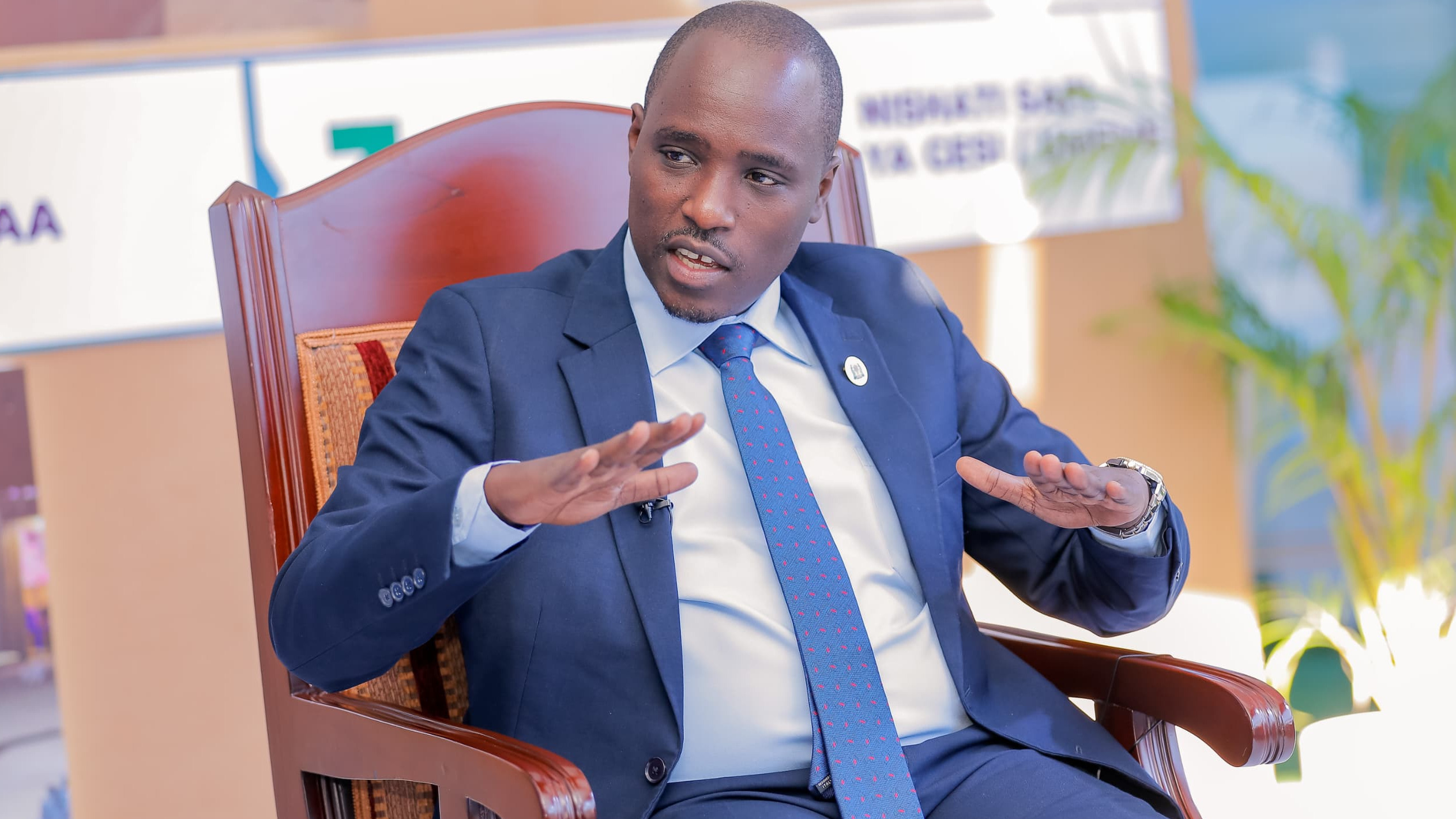 DKT. BITEKO ASEMA BWAWA LA UMEME JULIUS...