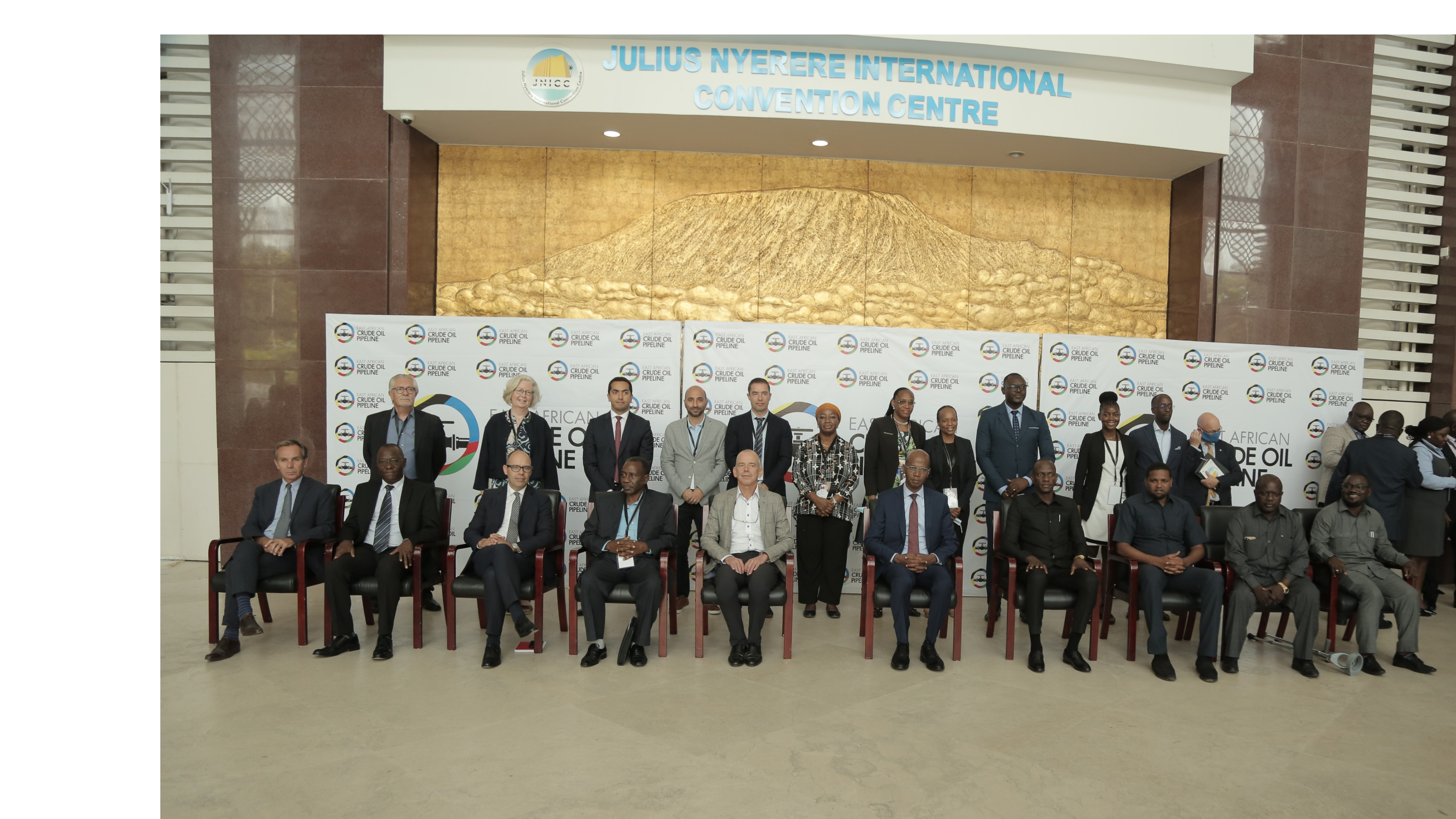 WATANZANIA WATAKIWA KUCHANGAMKIA FURSA Z...