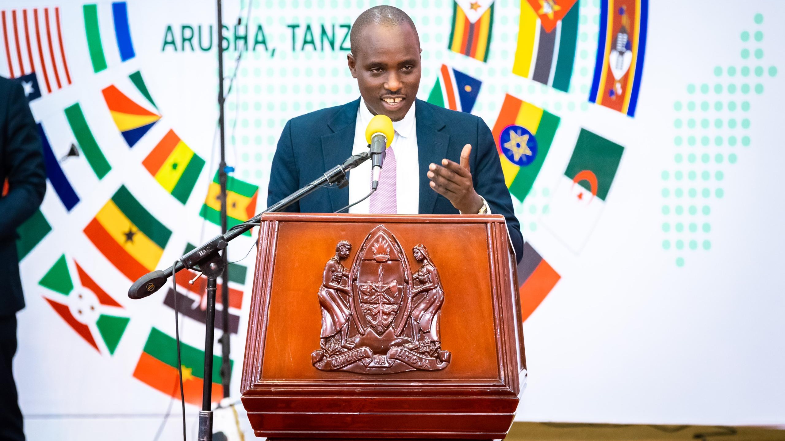 WAHASIBU AFRIKA WAASWA KUSIMAMIA UKWELI...