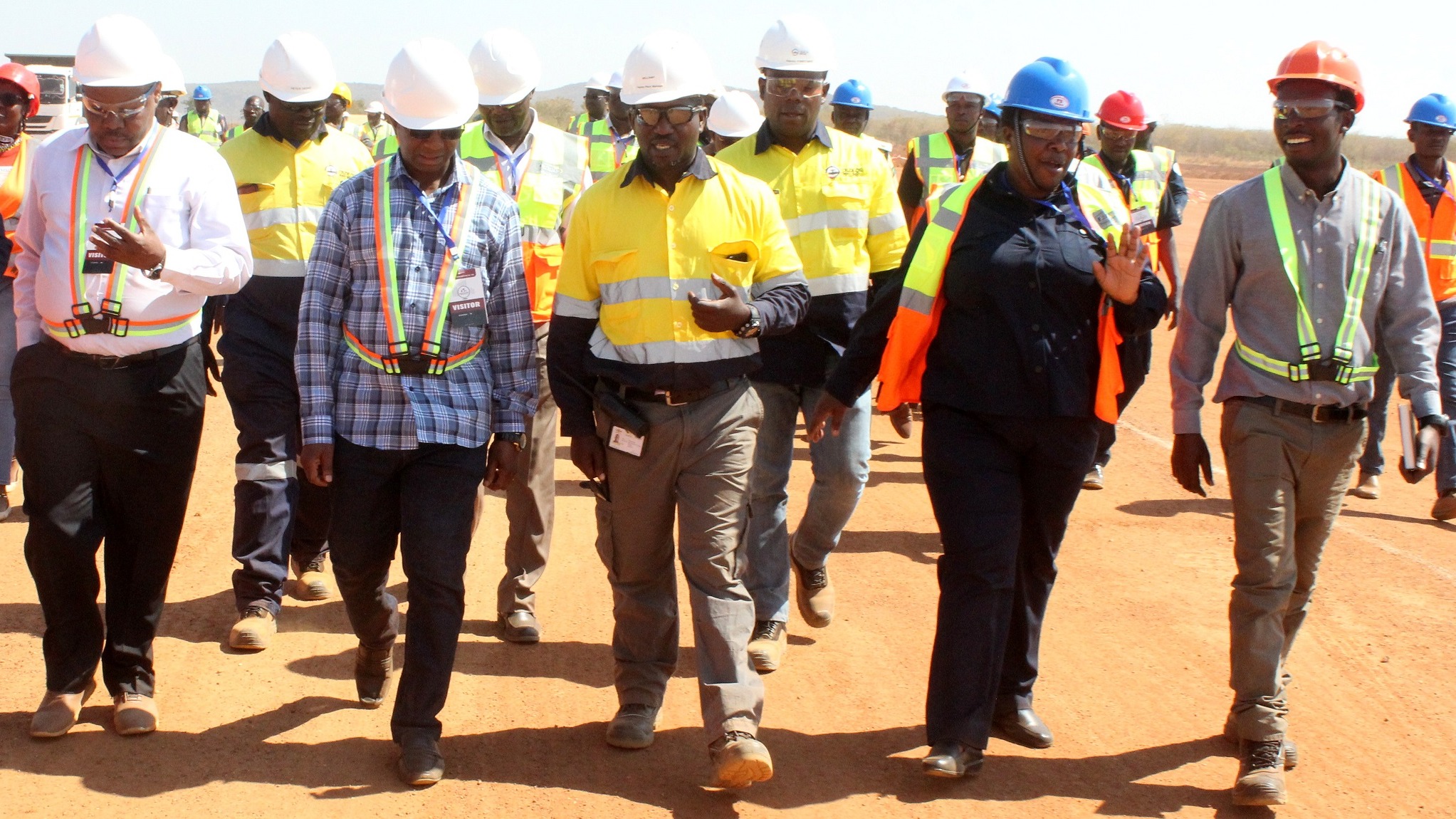 UJENZI WA KIWANDA CHA KUWEKA PLASTIKI KA...