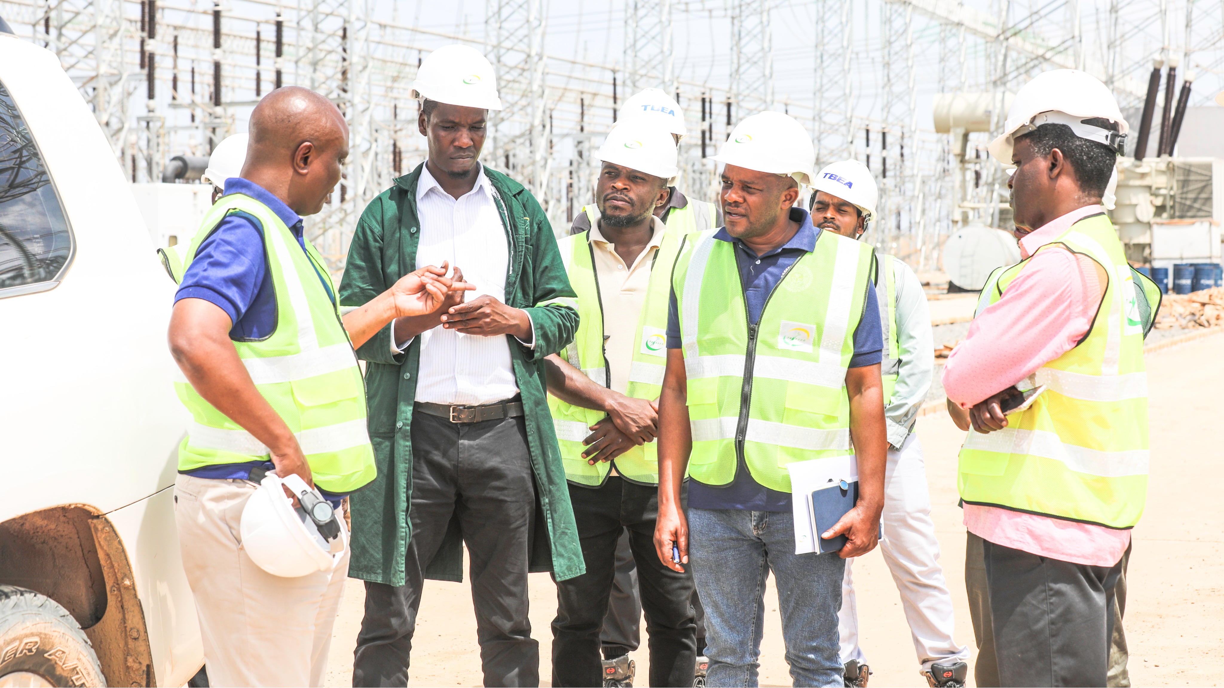 DKT. KAZUNGU AKAGUA MRADI WA NJIA YA KUS...