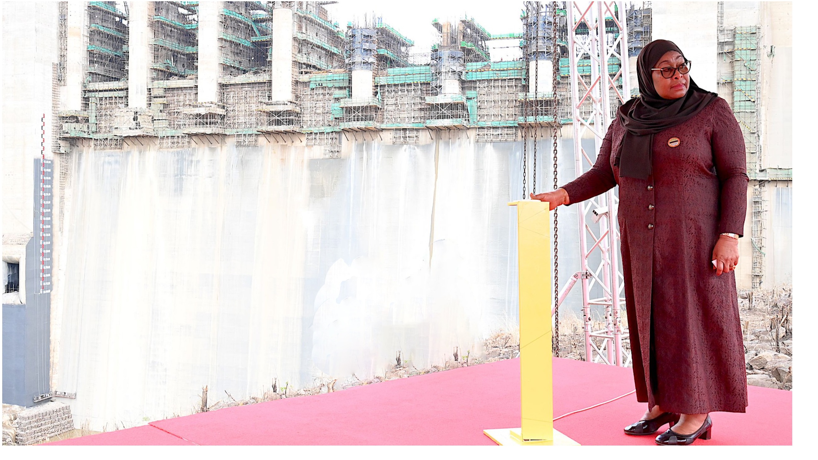 ​RAIS SAMIA AFUNGA NJIA YA KUCHEPUSHA MA...