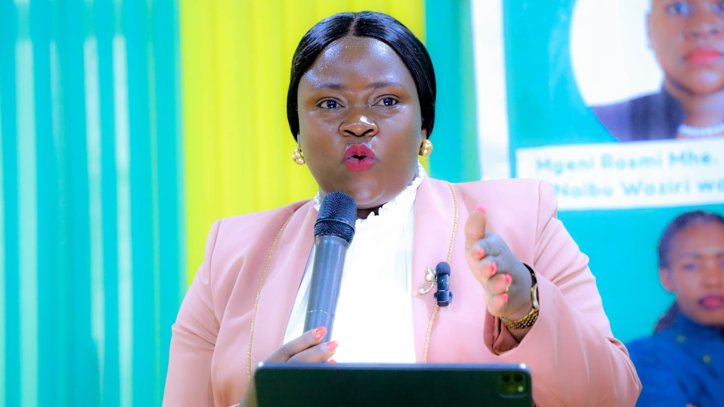 ​MKAKATI WA MATUMIZI YA MAJI KWA KUZINGA...