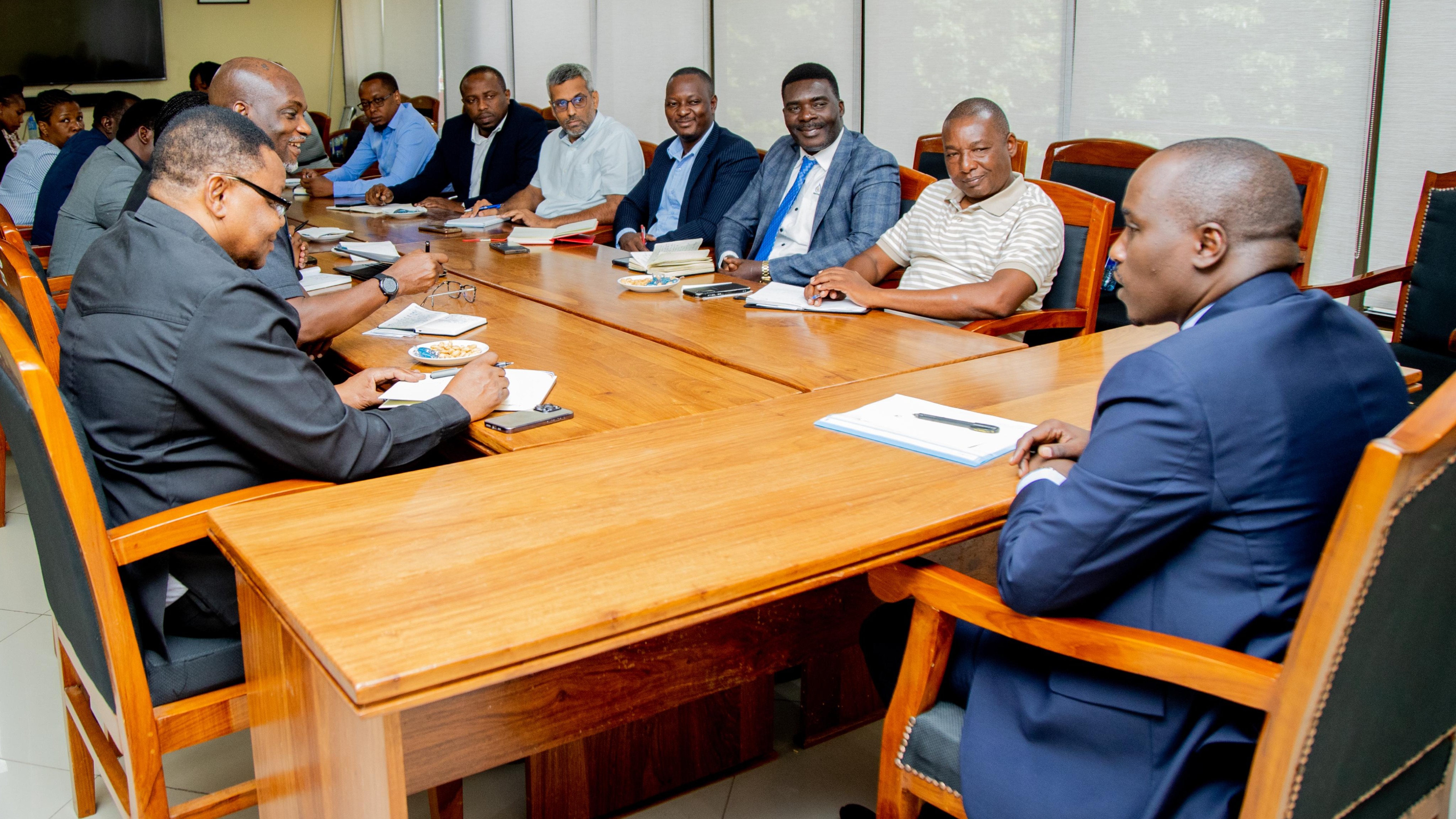 DKT. BITEKO ATETA NA JUMUIYA YA WASAMBAZ...