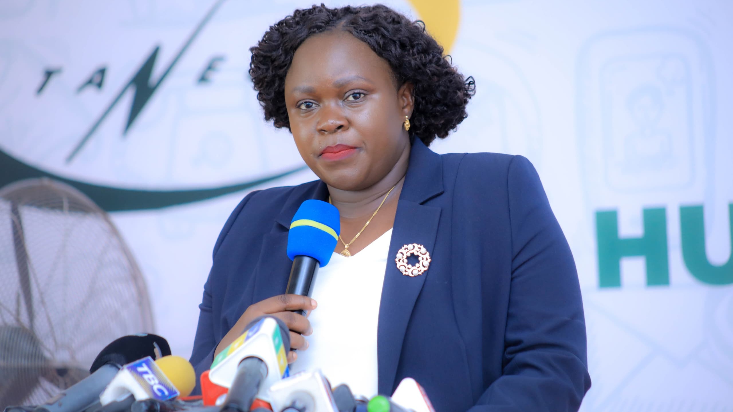 KAPINGA AZINDUA NAMBA YA BURE YA HUDUMA...