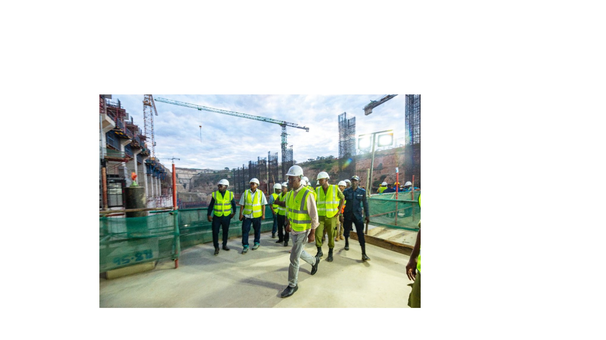 ​UJENZI BWAWA LA NYERERE WAFIKIA 67%, KA...