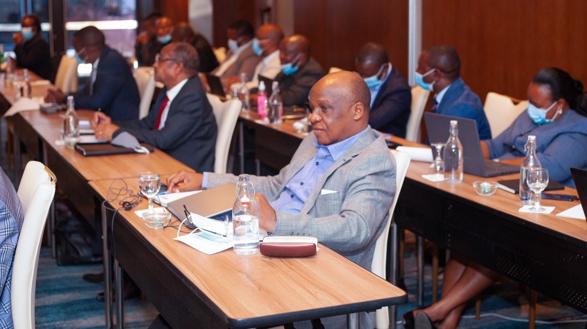 ​Waziri Makamba aanzisha Majadiliano Mra...