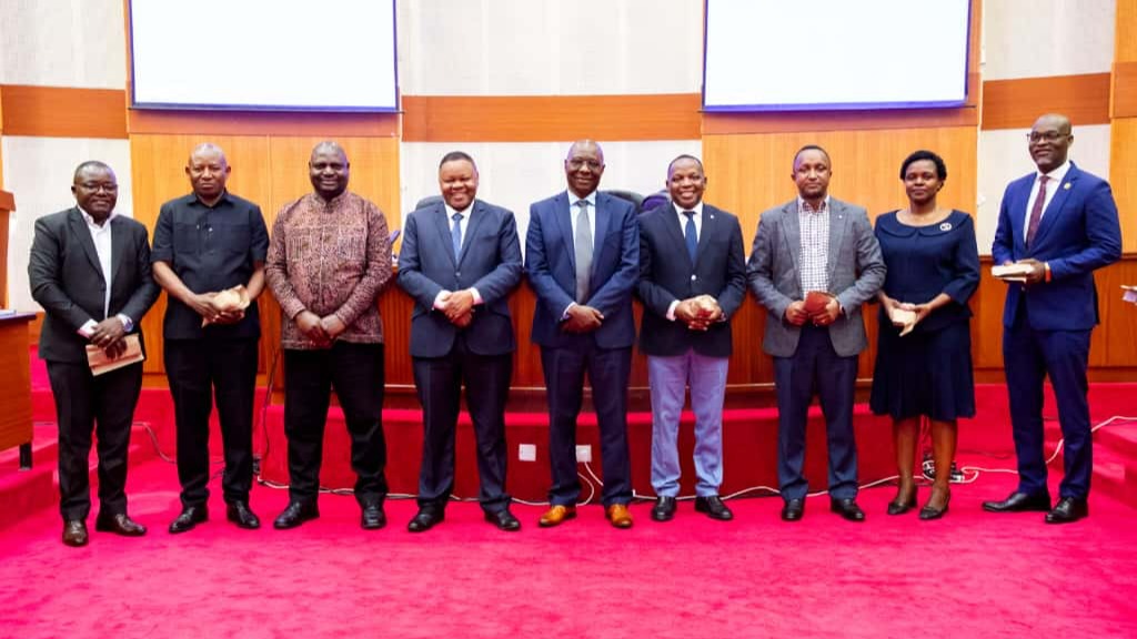 ​UTENDAJI KAZI WA WIZARA YA NISHATI NA T...