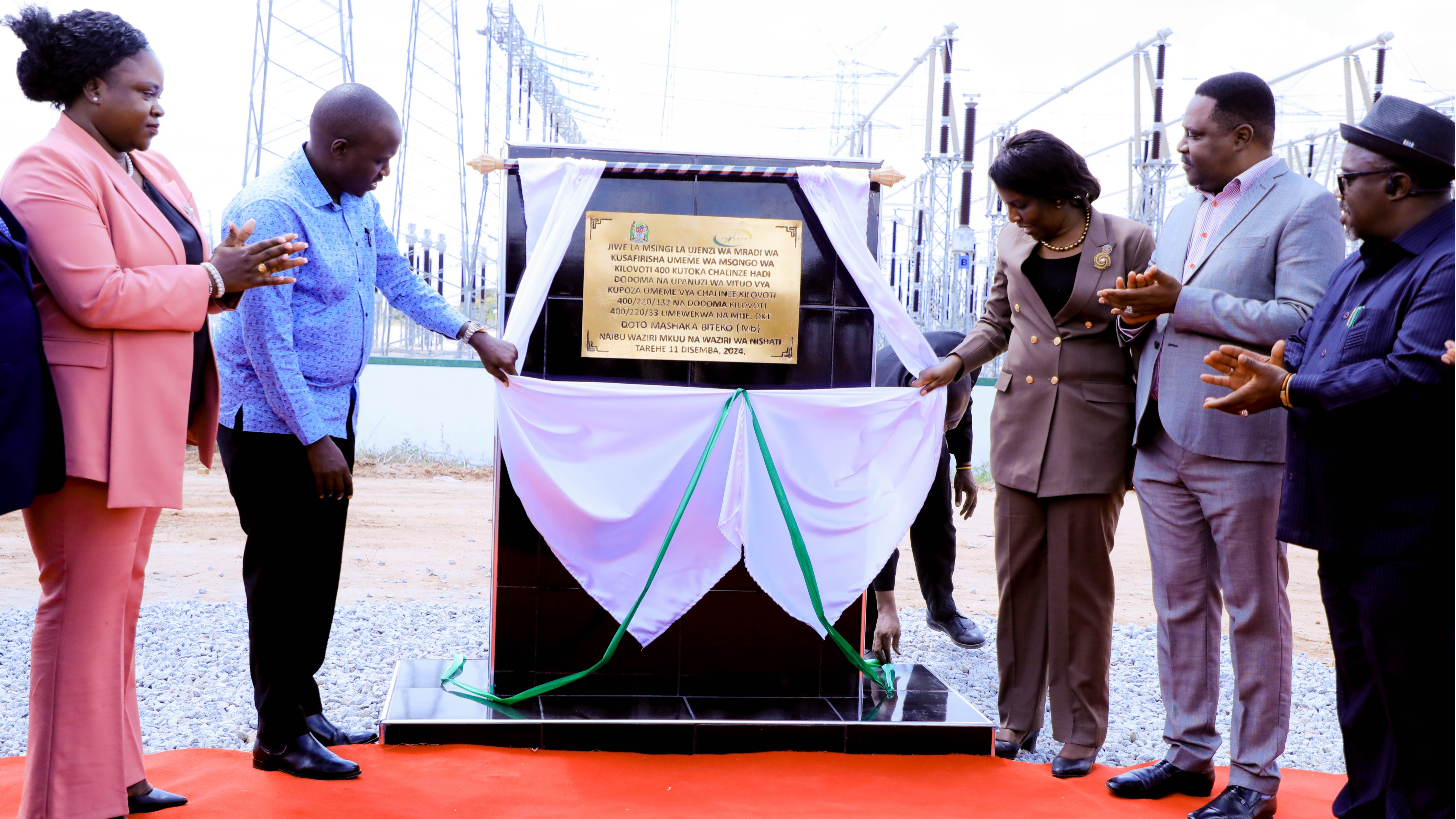 HISTORIA NYINGINE YAANDIKWA MRADI WA UME...