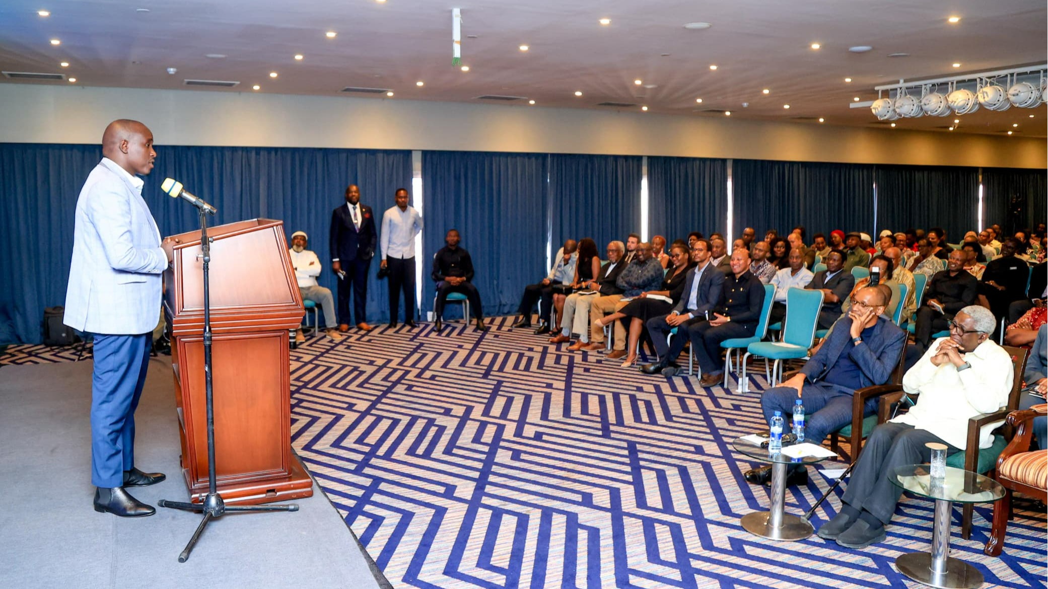 ​PROF. MWANDOSYA KINARA WA MATIBABU YA S...