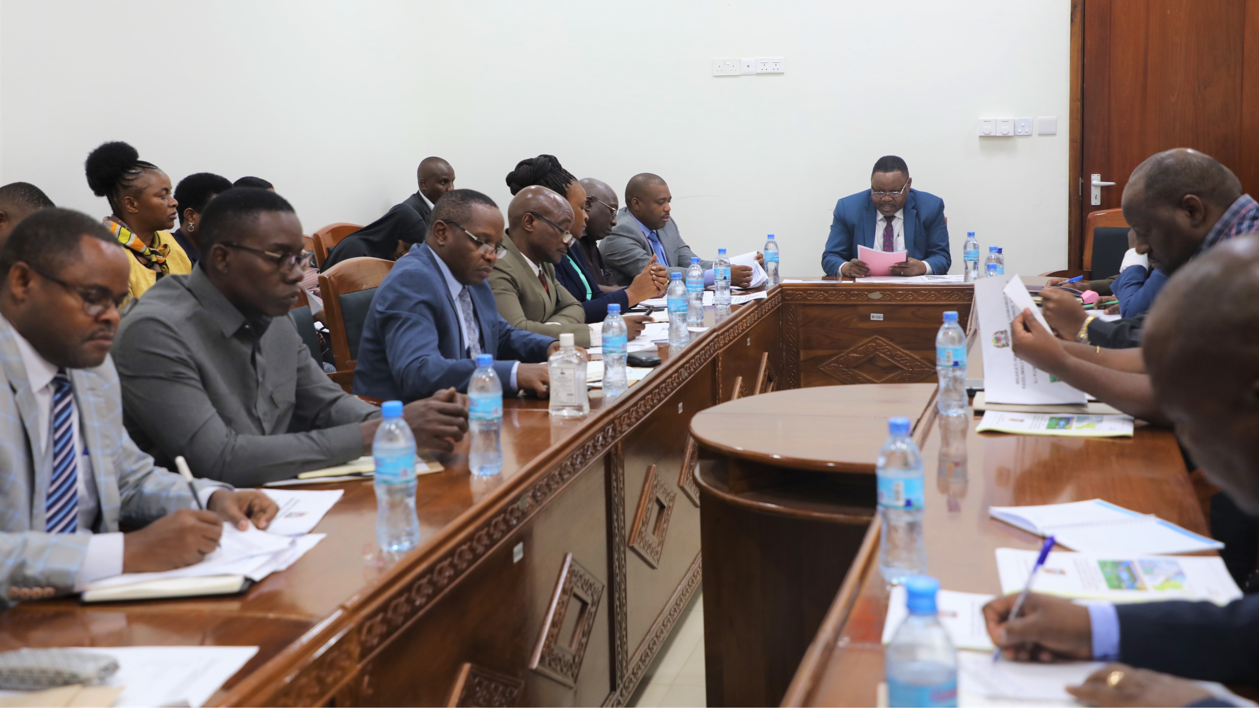 ​KATIBU MKUU NISHATI AFUNGUA RASMI KIKAO...