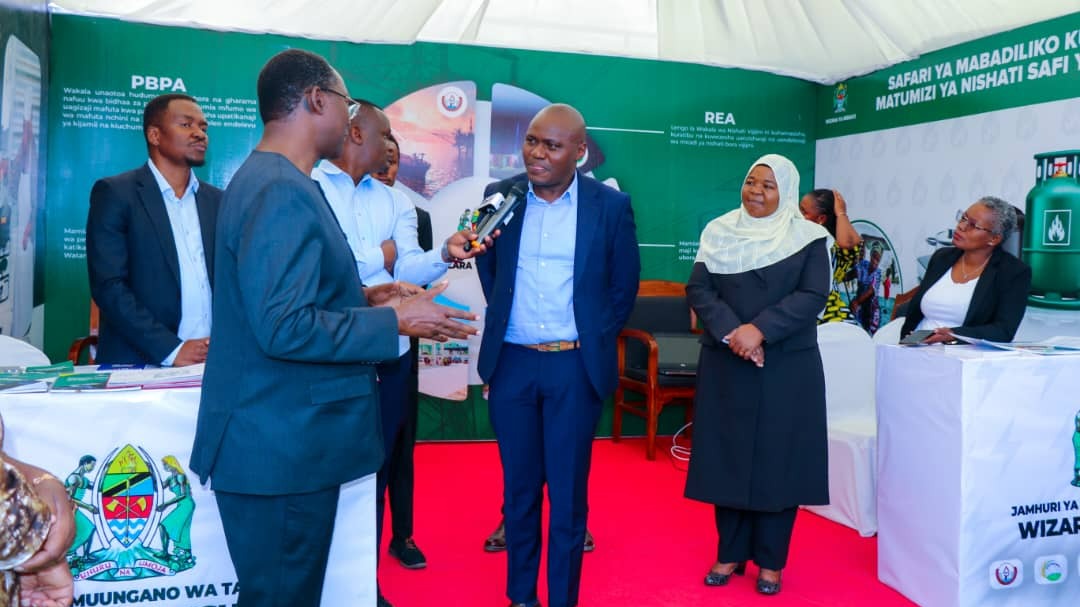 WIZARA YA NISHATI ENDELEENI KUWEZESHA UW...