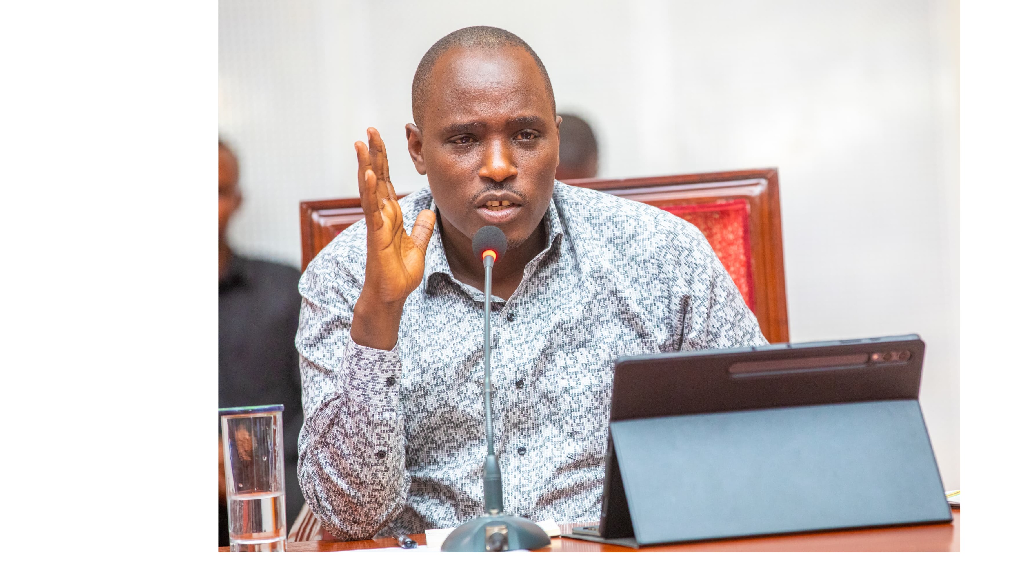 DKT. BITEKO AAGIZA WAKURUGENZI, MAMENEJA...